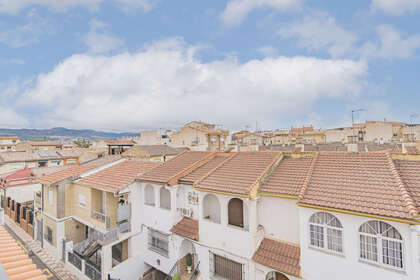 Penthouse venda em Avd. Ogijares, Armilla, Granada. 
